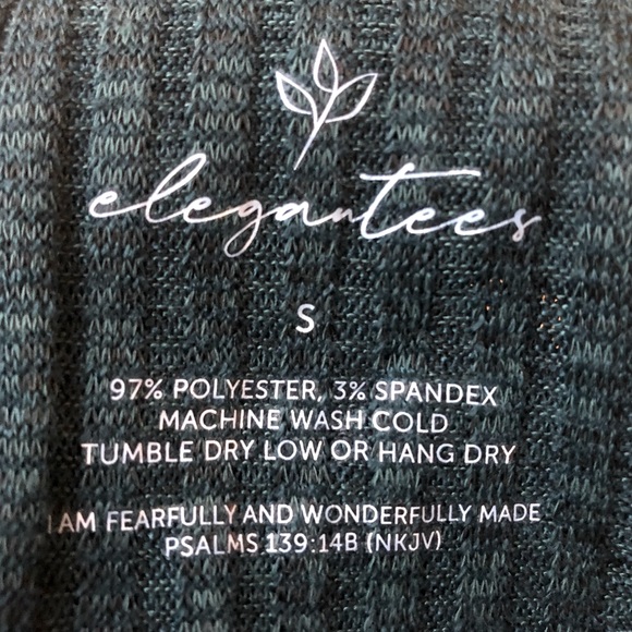 Elegantees Sela Top in Hunter Green - Picture 3 of 3